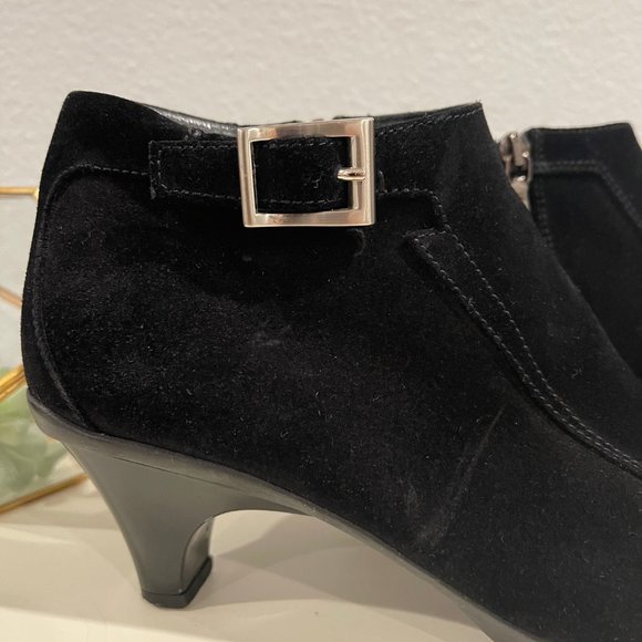 Prada- Black suede booties - Picture 3 of 15